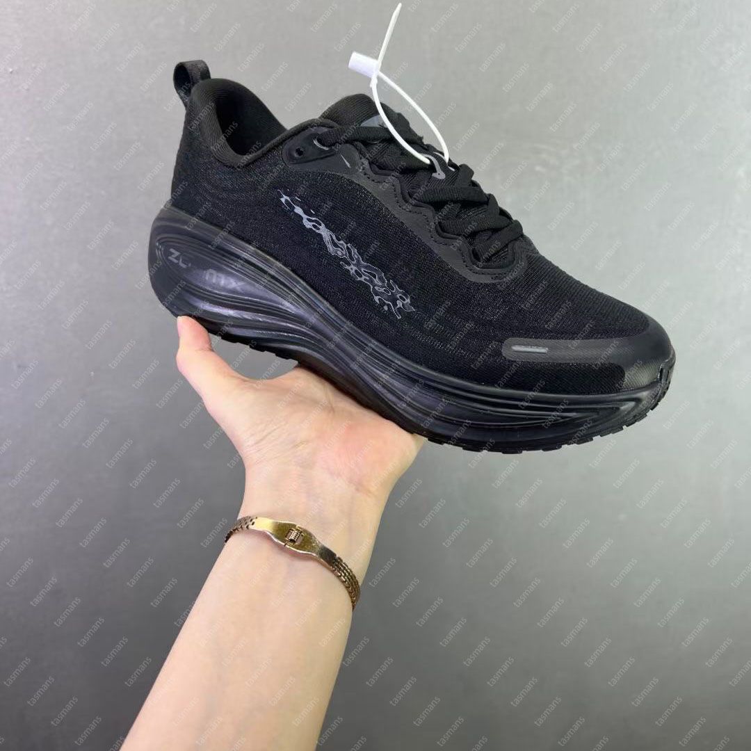 Vomeross 18 Plus running shoes Dasigner Structure 26 sneakers comfortable low-top long-distance short-distance running shoes men women Athleisure shoe Sizes 36- - 5 of 9